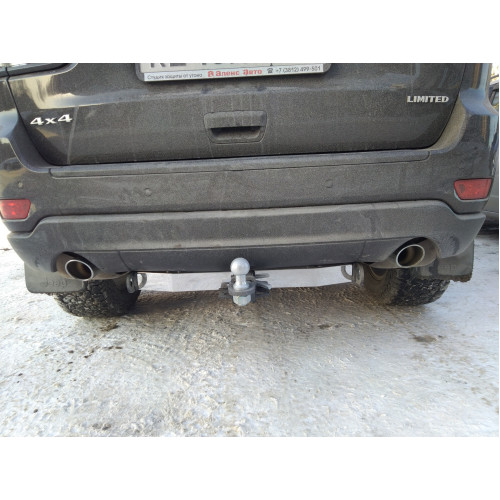 FA 0977-E Бизон Фаркоп на Jeep Grand Cherokee 2010-2021 без подрезки бампера. Тип шара: E (легкосъемный шар под квадрат). Нагрузки: 3500/120 кг. Не комплектуется электрикой