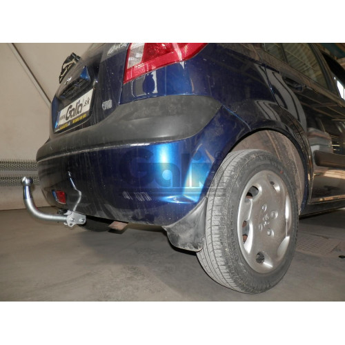 H068A GALIA Полностью оцинкованный фаркоп на Hyundai Getz 2006-2011. Особенности: противотуманная фара в середине заднего бампера. Тип шара: A. Невидимый вырез бампера. Нагрузки: 1200/44 кг, масса фаркопа 15,67 кг