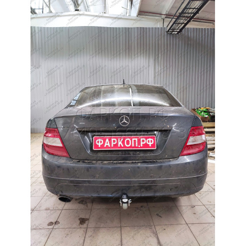 M125A GALIA Полностью оцинкованный фаркоп на Mercedes C-Class w204 седан 2007-2014 / s204 универсал 2007-2014, не подходит для AMG, не подходит на широкий бампер. Подрозетник убирается за бампер. Тип шара: A. Без выреза бампера. Нагрузки: 1900/100 кг, мас