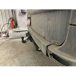 313376600001 WESTFALIA Фаркоп на Mercedes Sprinter 2006-, Volkswagen Crafter 2006-2017 без ступеньки. Без выреза в бампере. Площадка под шар фланцевого типа, без шара в компле