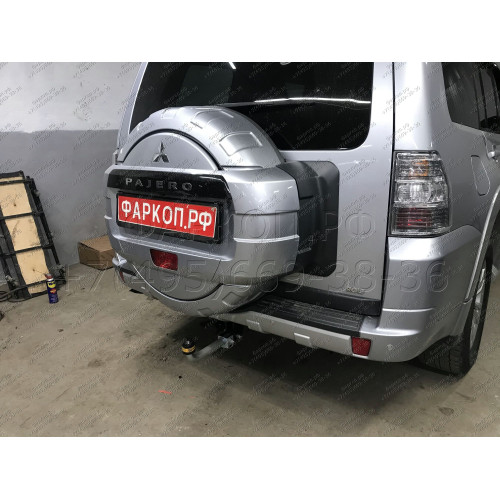 91310-A MOTODOR Фаркоп с оцинкованным шаром на Mitsubishi Pajero III 2000-2007, Mitsubishi Pajero lV 2007-2020 без выреза в бампере. Тип шара: A. Нагрузки: 2000/100 кг, масса фаркопа 20,6 кг (без электрики в комплекте)