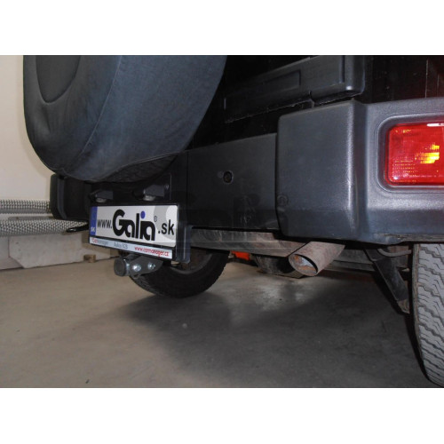 J008A GALIA Полностью оцинкованный фаркоп на Jeep Wrangler JK 2007-2018, JL 2018-. Подрозетник убирается за бампер. Тип шара: A. Установка без снятия и выреза бампера. Нагрузки: 3500/170 кг, масса фаркопа 8,52 кг