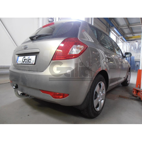 K029C GALIA Полностью оцинкованный фаркоп на Hyundai i30 хетчбек FD 2007-2010, Kia Ceed хетчбек 2006-2012, в т.ч. Kia Pro-Ceed. Тип шара: C (горизонтальный съемный). Невидимый вырез бампера. Нагрузки: 1500/75 кг, масса фаркопа 16,87 кг
