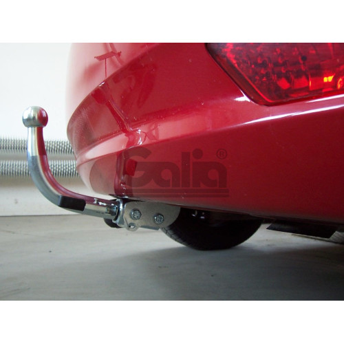 K029C GALIA Полностью оцинкованный фаркоп на Hyundai i30 хетчбек FD 2007-2010, Kia Ceed хетчбек 2006-2012, в т.ч. Kia Pro-Ceed. Тип шара: C (горизонтальный съемный). Невидимый вырез бампера. Нагрузки: 1500/75 кг, масса фаркопа 16,87 кг