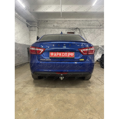 L025A GALIA Полностью оцинкованный фаркоп на Lada Vesta седан/универсал (установка без выреза бампера), в т.ч. SW Cross 2015-2022 (установка с подрезкой бампера). Подрозетник убирается за бампер. Тип шара: A. Нагрузки: 1400/75 кг, масса фаркопа 15,02 кг