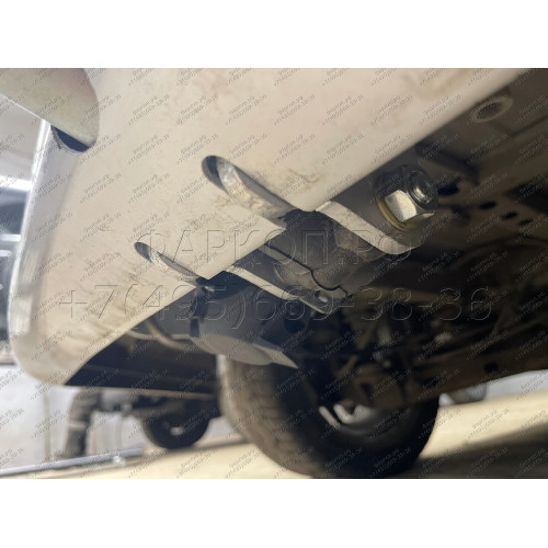 M038A GALIA Полностью оцинкованный фаркоп на Mercedes Viano w638 1996-2003, Mercedes Vito w638 1996-2003. Особенности: передний привод. Тип шара: A. Подрезка бампера. Нагрузки: 2000/75 кг, масса фаркопа 15,75 кг