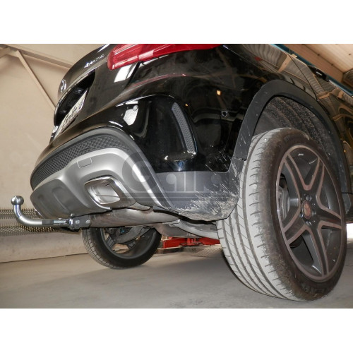 M134C GALIA Полностью оцинкованный фаркоп на Mercedes GLA-Class 2014-2019, Infiniti Q30 2016-2019, Infiniti QX30 2016-2019. Подрозетник убирается за бампер. Тип шара: C (горизонтальный съемный). Установка без выреза бампера. Нагрузки: 2000/100 кг, масса ф
