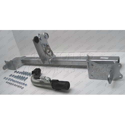 M134C GALIA Полностью оцинкованный фаркоп на Mercedes GLA-Class 2014-2019, Infiniti Q30 2016-2019, Infiniti QX30 2016-2019. Подрозетник убирается за бампер. Тип шара: C (горизонтальный съемный). Установка без выреза бампера. Нагрузки: 2000/100 кг, масса ф