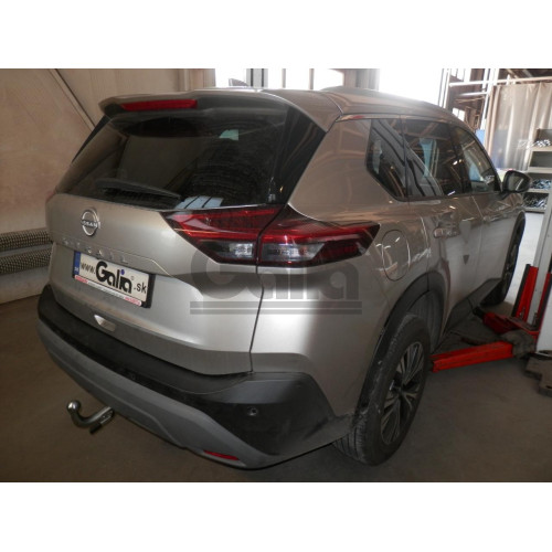 N061A GALIA Полностью оцинкованный фаркоп на Nissan X-Trail T33 2022-, Nissan Rogue T33 2021-. Подрозетник убирается за бампер. Тип шара: A. Невидимый вырез бампера. Нагрузки: 2000/100 кг, масса фаркопа 17,72 кг
