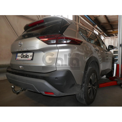 N061A GALIA Полностью оцинкованный фаркоп на Nissan X-Trail T33 2022-, Nissan Rogue T33 2021-. Подрозетник убирается за бампер. Тип шара: A. Невидимый вырез бампера. Нагрузки: 2000/100 кг, масса фаркопа 17,72 кг