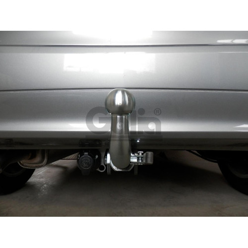 O064C GALIA Полностью оцинкованный фаркоп на Opel Meriva 2010-2017. Подрозетник убирается за бампер. Тип шара: C (горизонтальный съемный). Без выреза бампера. Нагрузки: 1500/75 кг, масса фаркопа 17,07 кг