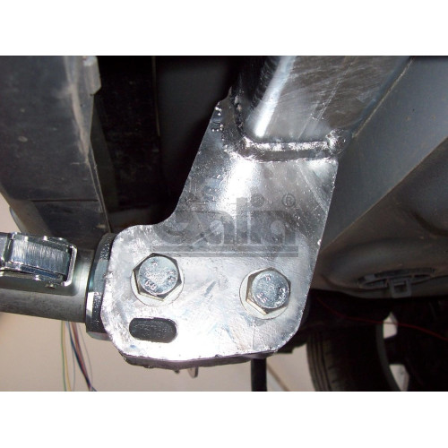 P038A GALIA Полностью оцинкованный фаркоп на Peugeot 207 универсал 2007-2012. Тип шара: A. Установка без выреза бампера. Нагрузки: 1150/46 кг, масса фаркопа 14,72 кг