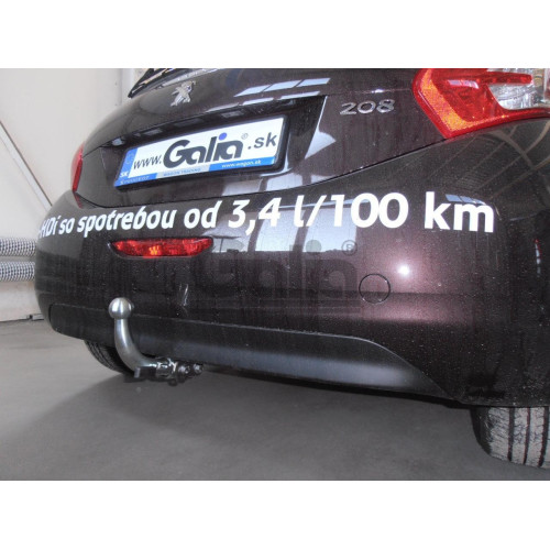 P042A GALIA Полностью оцинкованный фаркоп на Peugeot 208 хетчбек 2012-2019, Citroen C3 2016-. Подрозетник убирается за бампер. Тип шара: A. Невидимый вырез бампера, установка без снятия бампера. Нагрузки: 1400/50 кг, масса фаркопа 13,22 кг