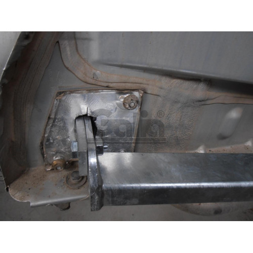 R068A GALIA Полностью оцинкованный фаркоп на Renault Grand Scenic II, Scenic II, Megane II хетчбек 2004-2009, в т.ч. модели с парктрониками. Подрозетник убирается за бампер. Тип шара: A. Без выреза бампера. Нагрузки: 1300/75 кг, масса фаркопа 17,01 кг
