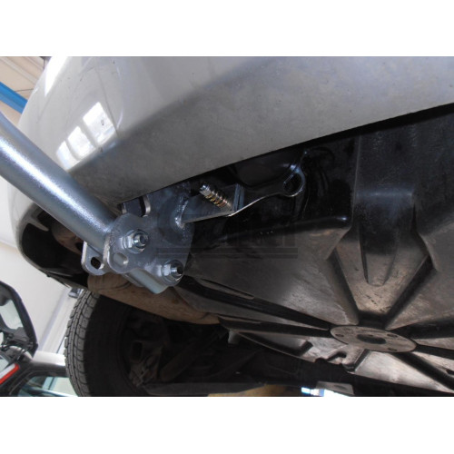 R068A GALIA Полностью оцинкованный фаркоп на Renault Grand Scenic II, Scenic II, Megane II хетчбек 2004-2009, в т.ч. модели с парктрониками. Подрозетник убирается за бампер. Тип шара: A. Без выреза бампера. Нагрузки: 1300/75 кг, масса фаркопа 17,01 кг