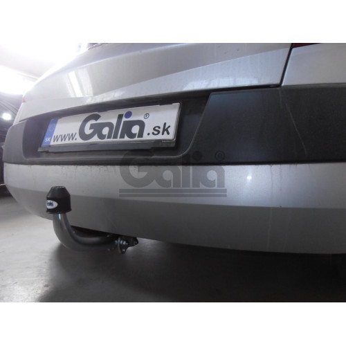 R068A GALIA Полностью оцинкованный фаркоп на Renault Grand Scenic II, Scenic II, Megane II хетчбек 2004-2009, в т.ч. модели с парктрониками. Подрозетник убирается за бампер. Тип шара: A. Без выреза бампера. Нагрузки: 1300/75 кг, масса фаркопа 17,01 кг