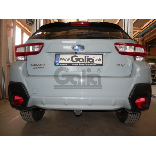 S144V GALIA Полностью оцинкованный фаркоп на Subaru XV 2017-2022. Подрозетник убирается за бампер. Тип шара: AV (вертикальное быстросъемное крепление шара на ключе). Установка без выреза бампера. Нагрузки: 1600/90 кг, масса фаркопа 17,87 кг