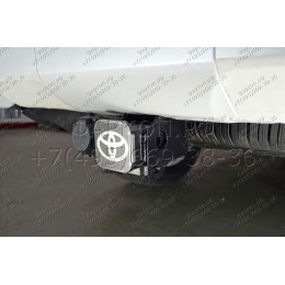 TCU00287 ТСС Фаркоп на Toyota Land Cruiser 300 2021-, Lexus LX 2021-. Требуется подрезка бампера. Тип шара: E (шаровый узел под американский квадрат). Нагрузки: 2500/100 к