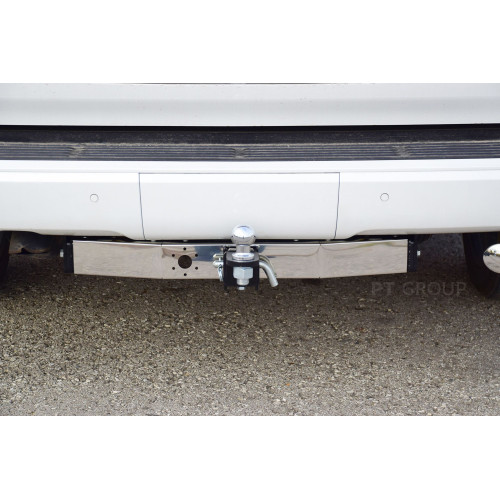 TLC-07-991124.00 PT GROUP Фаркоп с нержавеющей накладкой на Toyota Land Cruiser 200 2007-2021, Lexus LX 2016-2022 без подрезки бампера. Тип шара: E (легкосъемный шар под квадрат). Нагрузки: 3500/140 кг, масса фаркопа 20 кг (без электрики в комплекте)