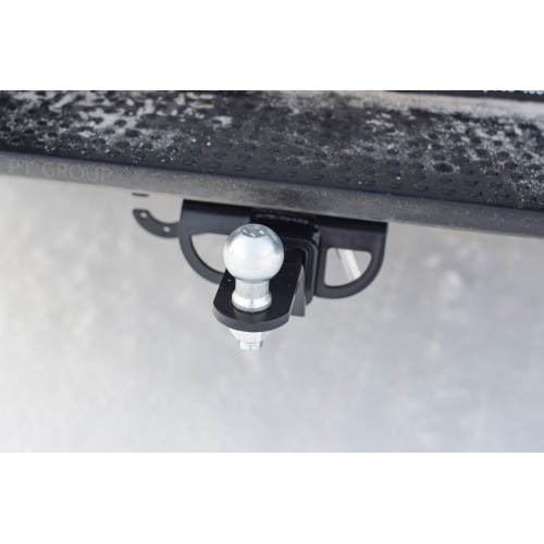 VAM-10-991122.00 PT GROUP Фаркоп на Volkswagen Amarok 2010-2022 без подрезки бампера. Тип шара: E (легкосъемный шар под квадрат). Нагрузки: 3000/100 кг, масса фаркопа 7,3 кг (без электрики в комплекте)