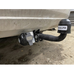 VW 28 AVTOS Фаркоп на Volkswagen Polo седан 2010-2020, Polo лифтбек 2020-2022. Требуется подрезка бампера. Тип шара: A. Нагрузки: 750/50 кг, масса фаркопа 13 кг (без элект