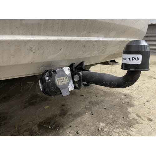 VW 28 AVTOS Фаркоп на Volkswagen Polo седан 2010-2020, Polo лифтбек 2020-2022. Требуется подрезка бампера. Тип шара: A. Нагрузки: 750/50 кг, масса фаркопа 13 кг (без электрики в комплекте)