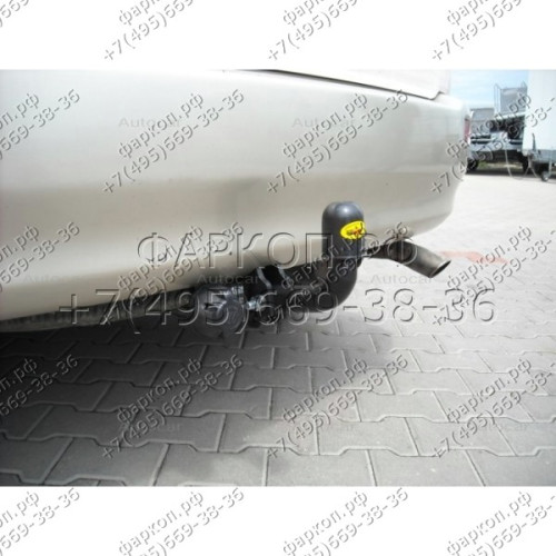 O 54 AUTO-HAK Фаркоп для Toyota Picnic 5 дверей 1996-2001, Toyota Ipsum 1995-2001, Toyota Avensis Verso 1995-2001. Требуется подрезка бампера. Тип шара: A. Нагрузки: 1500/60 кг, масса фаркопа 15,3 кг
