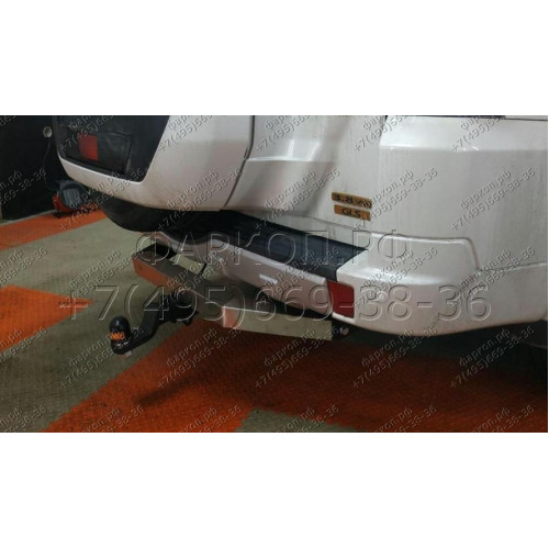TCU00085 ТСС Фаркоп на Mitsubishi Pajero IV 2007-2020 с накладкой с надписью Pajero без подрезки бампера. Тип шара: E (шаровый узел под американский квадрат). Нагрузки: 1700/100 кг