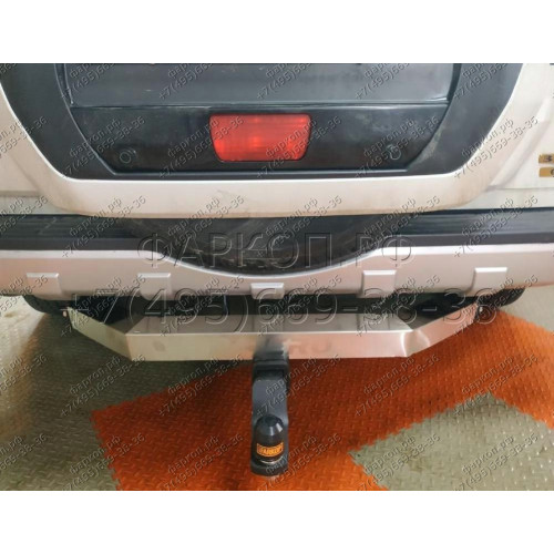 TCU00085 ТСС Фаркоп на Mitsubishi Pajero IV 2007-2020 с накладкой с надписью Pajero без подрезки бампера. Тип шара: E (шаровый узел под американский квадрат). Нагрузки: 1700/100 кг