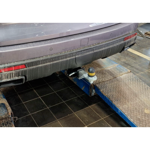 93121-E MOTODOR Фаркоп с оцинкованным шаром на Haval H5 2024- без выреза в бампере. Тип шара: E. Нагрузки: 1500/75 кг, масса фаркопа 11,7 кг (без электрики в комплекте)