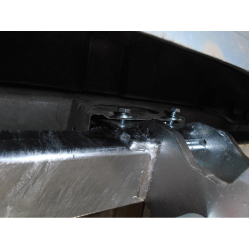 C028C GALIA Полностью оцинкованный фаркоп на Citroen Xsara хетчбек 1997-2004. Тип шара: C (горизонтальный съемный). Установка без снятия и выреза бампера. Нагрузки: 1100/70 кг, масса фаркопа 15,1 кг