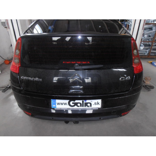 C038C GALIA Полностью оцинкованный фаркоп на Citroen C4 седан 2012-2022 (небольшие доработки, без подрезки бампера), Citroen C4 хетчбек 5 дверей 2004-2010, 2010-2018, Citroen C4 хетчбек 3 двери 2004-2010, Peugeot 307 хетчбек 3/5 дверей 2001-2007, Peugeot 