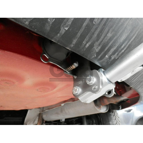 F118A GALIA Полностью оцинкованный фаркоп на Ford B-Max 2012-2017. Подрозетник убирается за бампер. Тип шара: A. Без выреза бампера. Нагрузки: 1150/75 кг, масса фаркопа 14,01 кг