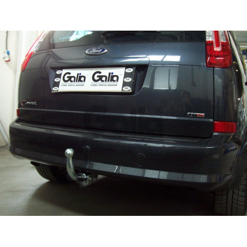F139C GALIA Полностью оцинкованный фаркоп на Ford Focus 2003-2018, Ford Focus C-MAX 2003-2010, 2010-2019, Ford Grand C-MAX 2010-2019. Тип шара: C (горизонтальный съемный). Невидимый вырез бампера. Нагрузки: 1700/80 кг, масса фаркопа 15,97 кг