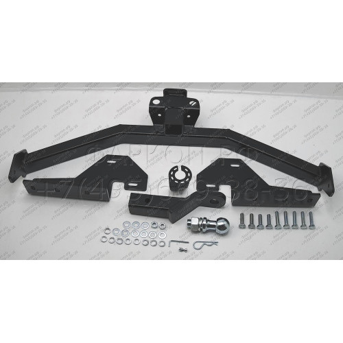 FA 0160-E Бизон Фаркоп на Toyota RAV4 2012-2019. Дорестайлинг без подрезки бампера, рестайлинг с подрезкой бампера. Тип шара: E (легкосъемный шар под квадрат). Нагрузки: 2500/160 кг. Не комплектуется электрикой