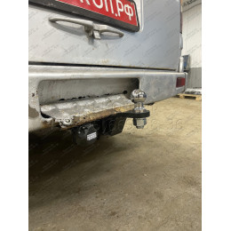 GAZ-XX-991122.00 PT GROUP Фаркоп на ГАЗ Соболь 27527/22177/221717 1998- без подрезки бампера. Тип шара: E (легкосъемный шар под квадрат). Нагрузки: 1500/75 кг, масса фар