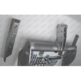 I013A GALIA Полностью оцинкованный фаркоп на Iveco Daily 1999-2014. Особенности: Фургон 65C. Ступенька по всей ширине автомобиля. крепится к боковой и нижне