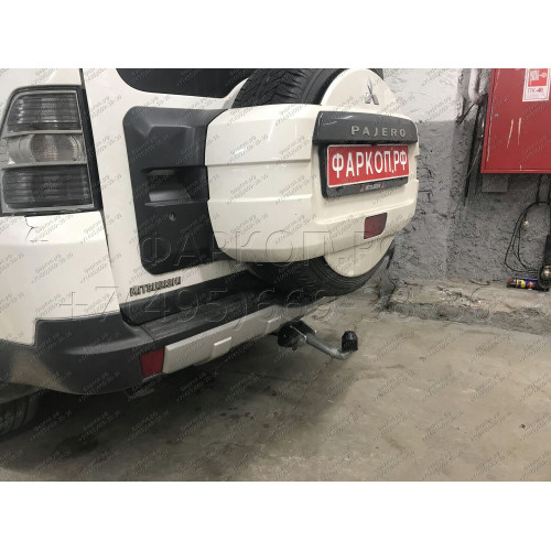 M082A GALIA Полностью оцинкованный фаркоп на Mitsubishi Pajero IV 2007-2020 (без подрезки бампера), Mitsubishi Pajero III 2000-2007 3/5 дверей V7 (невидимый вырез бампера). Тип шара: A. Нагрузки: 3500/135 кг, масса фаркопа 21,42 кг