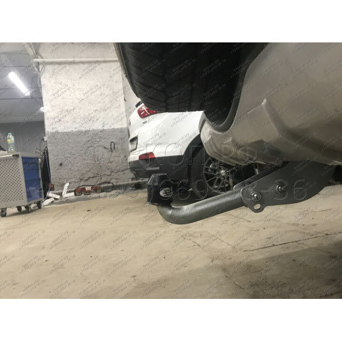 M082A GALIA Полностью оцинкованный фаркоп на Mitsubishi Pajero IV 2007-2020 (без подрезки бампера), Mitsubishi Pajero III 2000-2007 3/5 дверей V7 (невидимый вырез бампера). Тип шара: A. Нагрузки: 3500/135 кг, масса фаркопа 21,42 кг