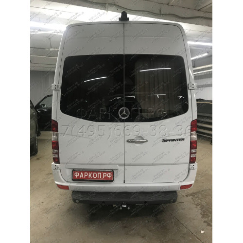 MB 04 AVTOS Фаркоп на Mercedes Sprinter фургон со ступенькой 2006-, Volkswagen Crafter фургон со ступенькой 2006-2017 без подрезки бампера. Тип шара: F. Нагрузки: 2500/100 кг, масса фаркопа 26 кг (без электрики в комплекте)
