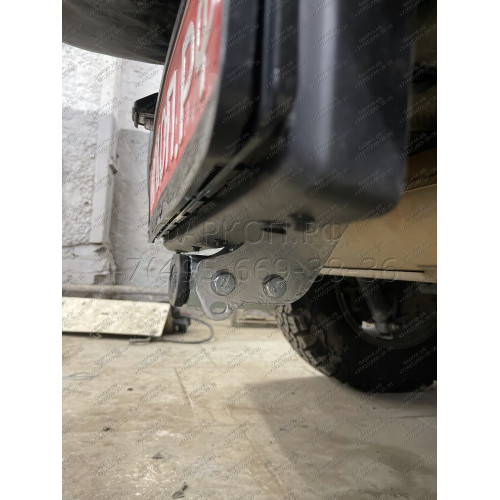 J008C GALIA Полностью оцинкованный фаркоп на Jeep Wrangler JK 2007-2018, JL 2018-. Подрозетник убирается за бампер. Тип шара: C (горизонтальный съемный). Установка без снятия и выреза бампера. Нагрузки: 3500/170 кг, масса фаркопа 9,87 кг