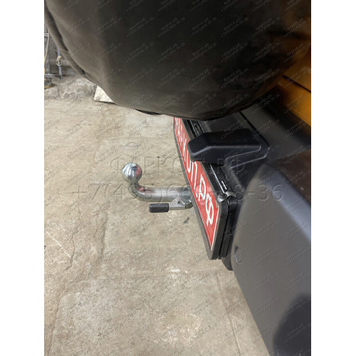 J008C GALIA Полностью оцинкованный фаркоп на Jeep Wrangler JK 2007-2018, JL 2018-. Подрозетник убирается за бампер. Тип шара: C (горизонтальный съемный). Установка без снятия и выреза бампера. Нагрузки: 3500/170 кг, масса фаркопа 9,87 кг