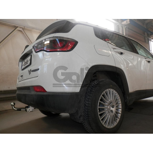 J011A GALIA Полностью оцинкованный фаркоп на Jeep Renegade 2014-, FIAT 500X 2014-, Jeep Compass 2017-. Тип шара: A. Требуется вырез в бампере. Нагрузки: 1750/100 кг, масса фаркопа 16,52 кг