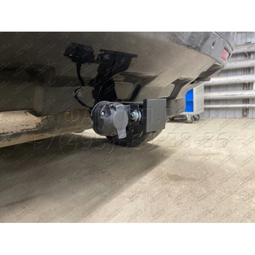 LRF-06-991122.00 PT GROUP Фаркоп на Land Rover Freelander 2006-2014 без подрезки бампера. Тип шара: E (легкосъемный шар под квадрат). Нагрузки: 2100/130 кг, масса фаркопа 15 кг (без электрики в комплекте)