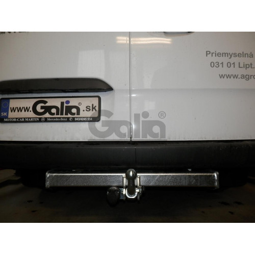 M118C GALIA Полностью оцинкованный фаркоп на Mercedes Sprinter 2006-2019, 2019- для моделей любой длины, без ступеньки, Volkswagen Crafter 2006-2017 для моделей любой длины, без ступеньки. Тип шара: C (горизонтальный съемный). Установка без снятия и вырез