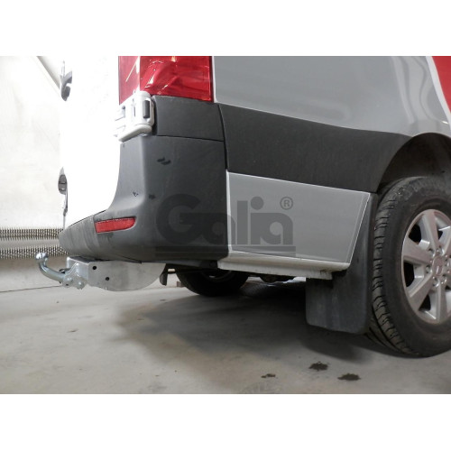 M118C GALIA Полностью оцинкованный фаркоп на Mercedes Sprinter 2006-2019, 2019- для моделей любой длины, без ступеньки, Volkswagen Crafter 2006-2017 для моделей любой длины, без ступеньки. Тип шара: C (горизонтальный съемный). Установка без снятия и вырез