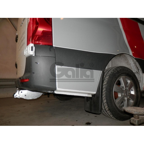 M118C GALIA Полностью оцинкованный фаркоп на Mercedes Sprinter 2006-2019, 2019- для моделей любой длины, без ступеньки, Volkswagen Crafter 2006-2017 для моделей любой длины, без ступеньки. Тип шара: C (горизонтальный съемный). Установка без снятия и вырез