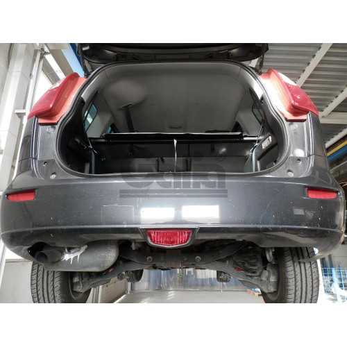 M124A GALIA Полностью оцинкованный фаркоп на Mazda 5 2005-2010, 2010-2015. Подрозетник убирается за бампер. Тип шара: A. Невидимый вырез бампера. Нагрузки: 1600/75 кг, масса фаркопа 17,01 кг