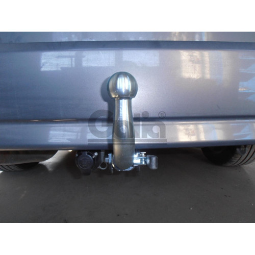 M124A GALIA Полностью оцинкованный фаркоп на Mazda 5 2005-2010, 2010-2015. Подрозетник убирается за бампер. Тип шара: A. Невидимый вырез бампера. Нагрузки: 1600/75 кг, масса фаркопа 17,01 кг