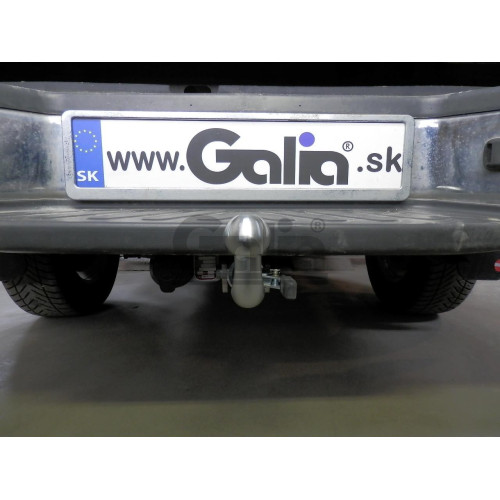 N052C GALIA Полностью оцинкованный фаркоп на Mercedes X-Class 2017-2020, Renault Alaskan 2016-, Nissan Navara D40 2005-2015, D23 2015-. Тип шара: C (горизонтальный съемный). Установка без снятия и выреза бампера. Нагрузки: 3500/150 кг, масса фаркопа 22,57